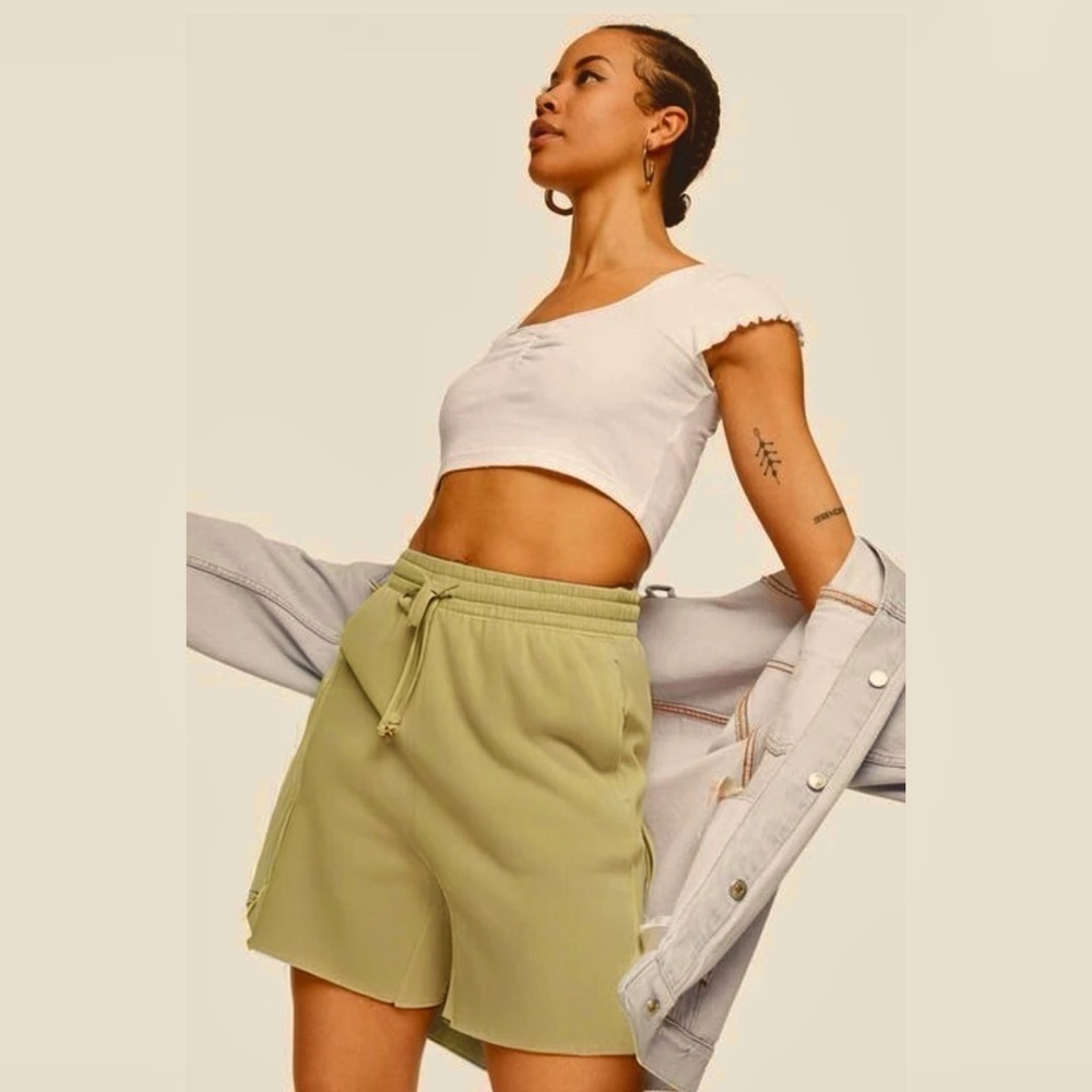 NWT! Topshop Green Vintage jogger Shorts - Size Small 🪜